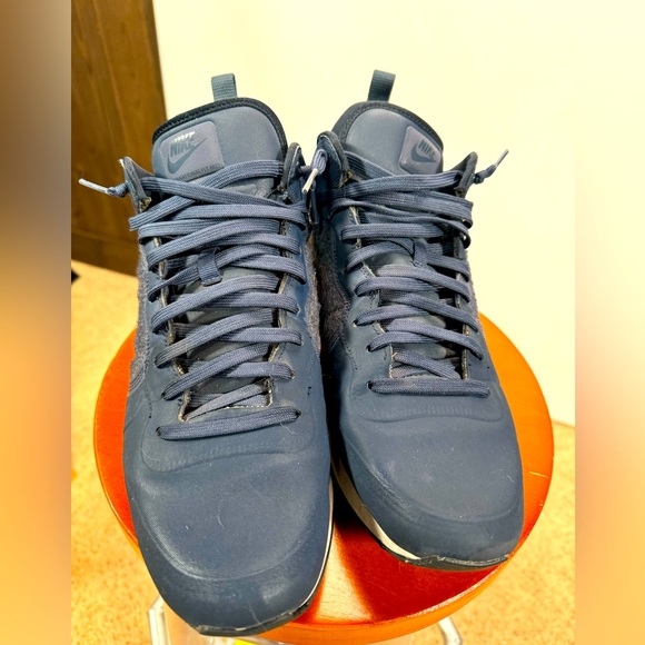 Men’s Nike US 12 sneaker boots - Picture 4 of 7